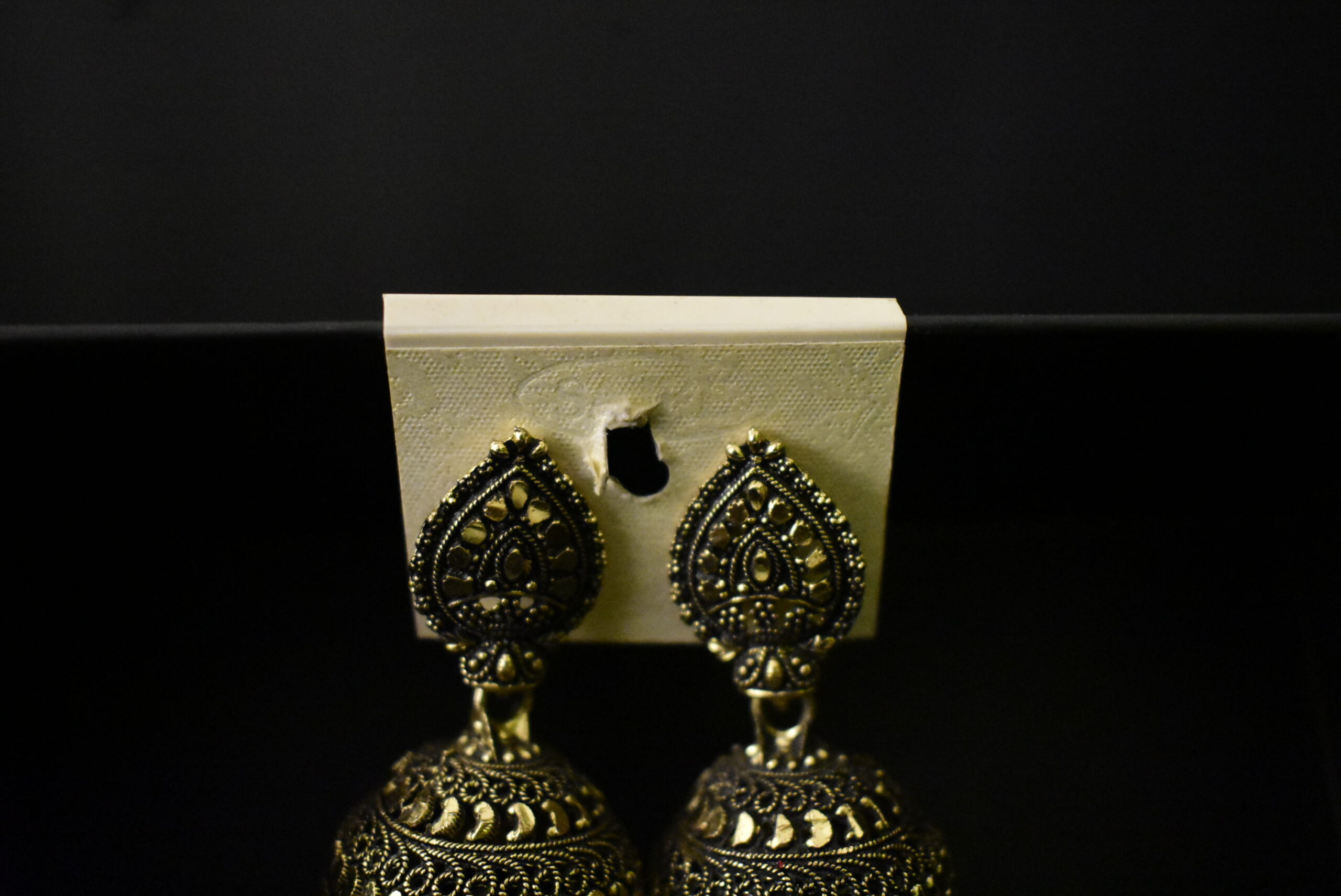 Leaf Shape Oxidised Earring - Image 3