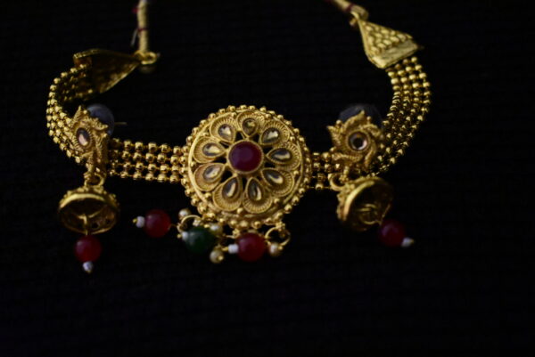 Golden Alloy Jewellery Set - Image 4