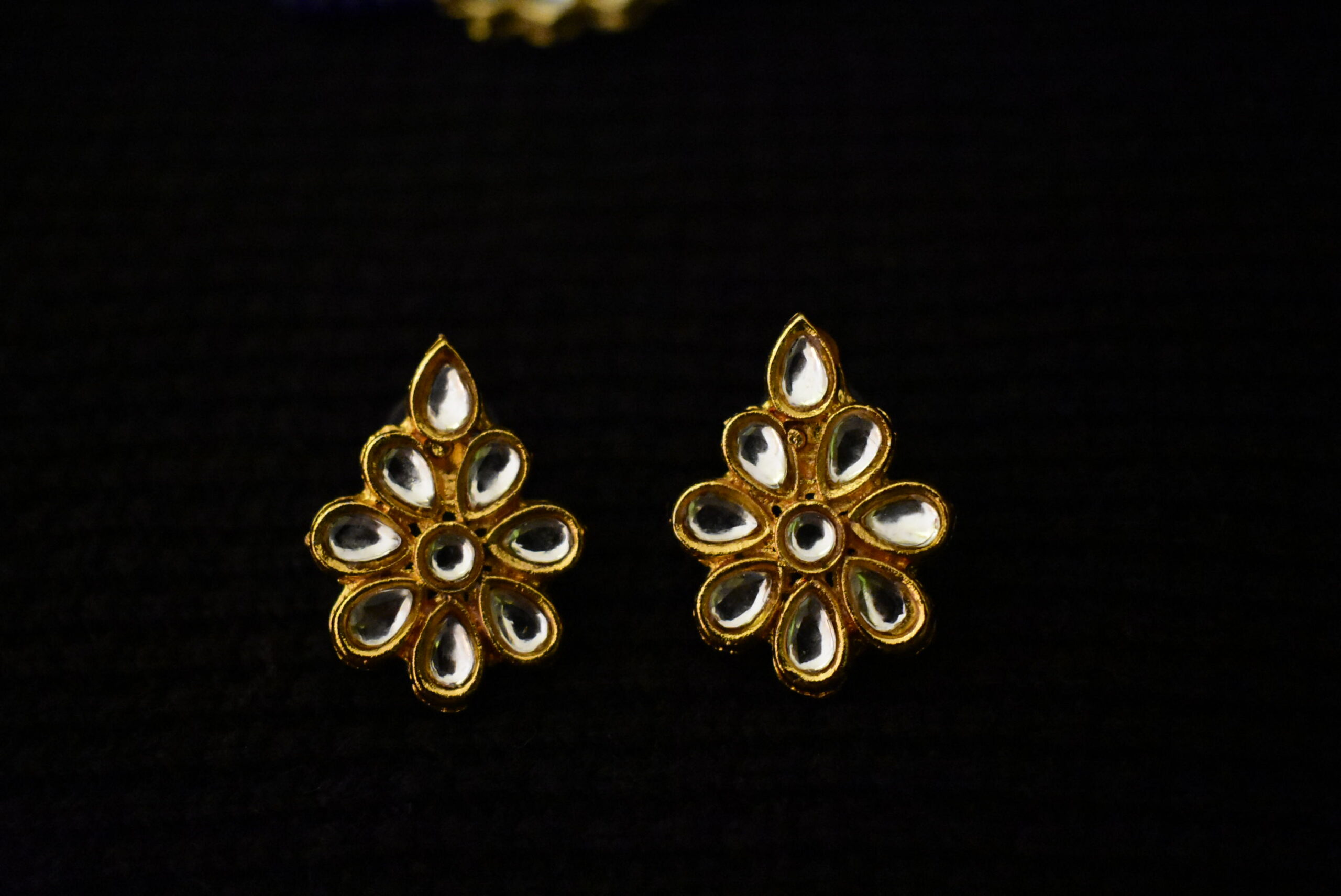 Blue Beaded Jewellery Set - Image 2