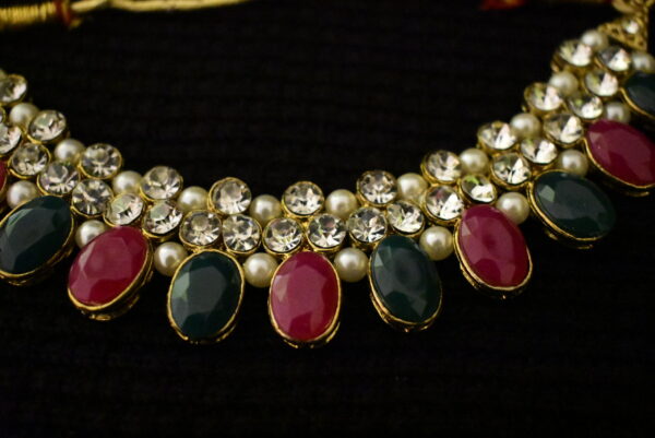 Stone Jewellery Set - Image 3