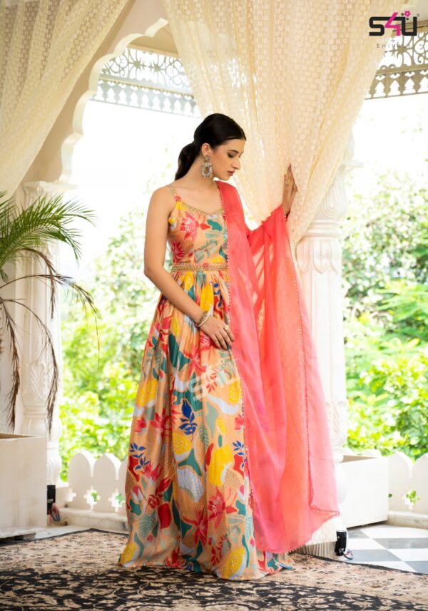 Colorful Sleevless Gown