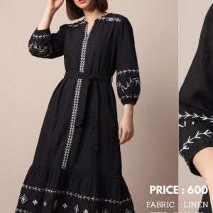 Flared long dress black